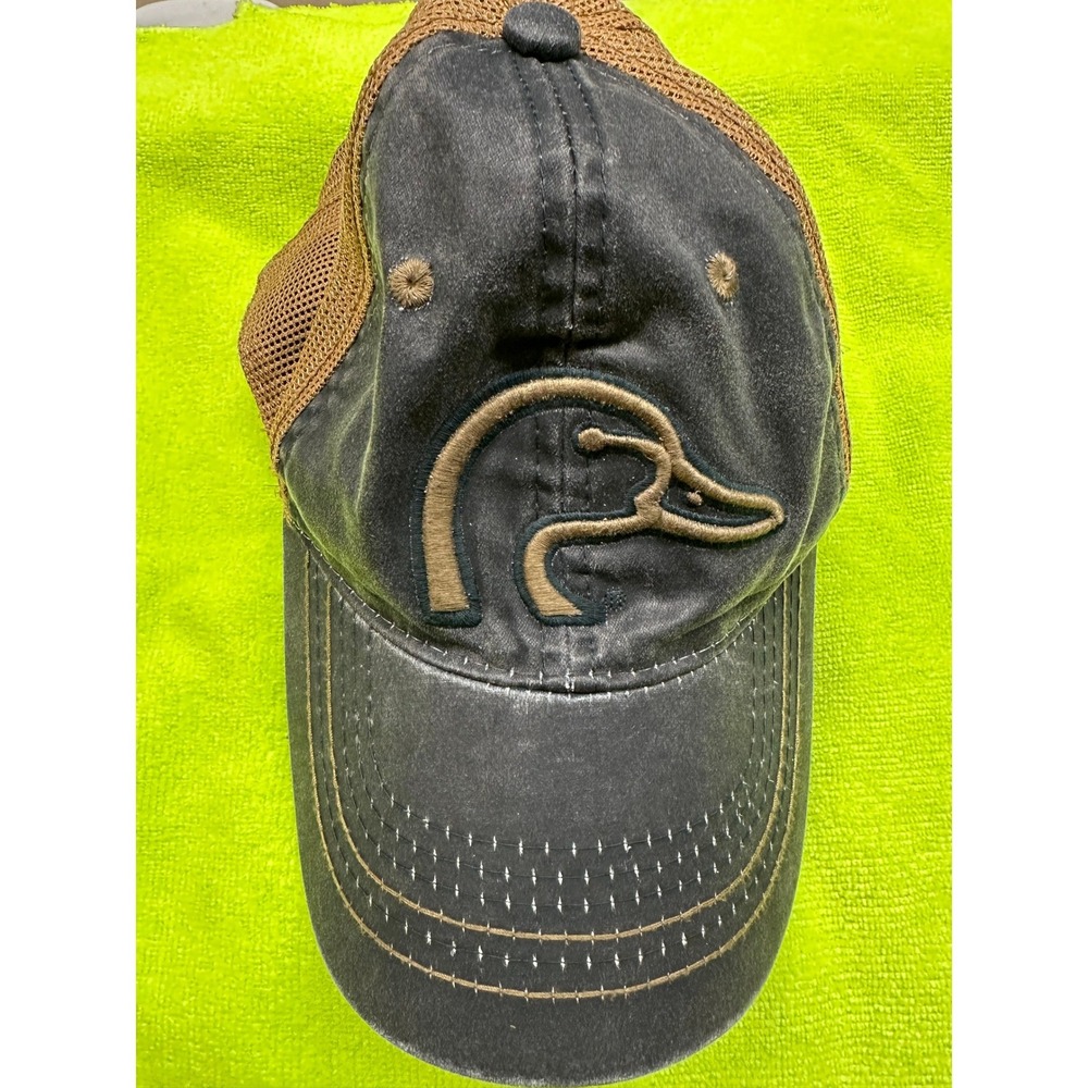 Ducks Unlimited Trucker Hat Gray Tan Mesh Snapback Hunting Fishing Cap